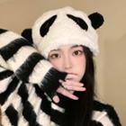 Fluffy Panda Beanie Black & White - M