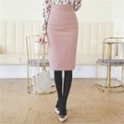 High-waist Pleated-back Pencil Skirt