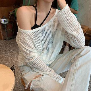 Halter Top / Long-sleeve Perforated Top