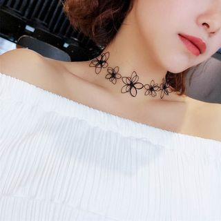 Flower Wirework Choker