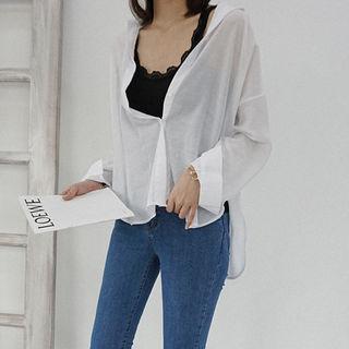 Round-hem Textured Blouse