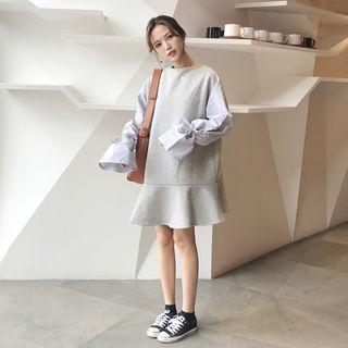 Striped Panel Loose-fit Ruffle Pullover Dress