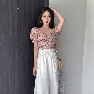 Short-sleeve Floral Blouse / Tie-waist Ruffled Pants