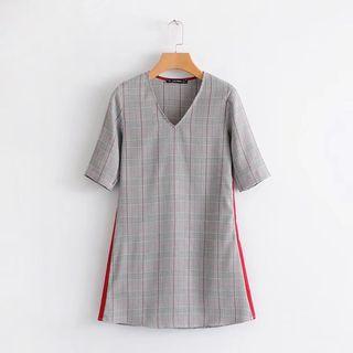 Elbow-sleeve V-neck Plaid Dress
