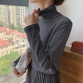 Turtleneck Striped Log-sleeve T-shirt