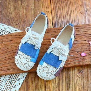 Crochet Panel Flat Lace-up Shoes