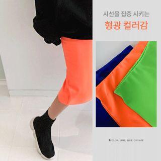 Band-waist Slit-back Neoprene Skirt