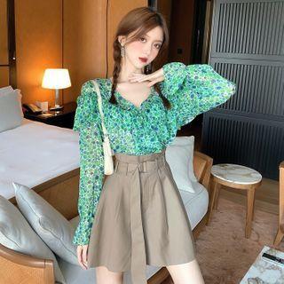 Floral Print Ruffled Bell-sleeve Blouse / High-waist Shorts