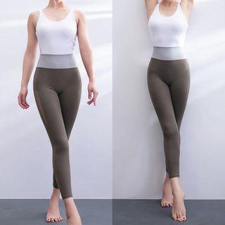 Sleeveless Mesh Panel Yoga Jumpsuit