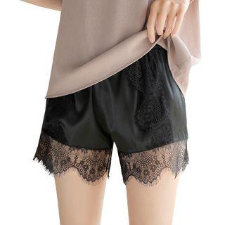 Set Of 3: Lace Trim Under Shorts