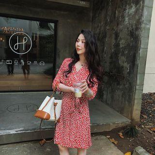 Heart Print V-neck Elbow-sleeve A-line Dress