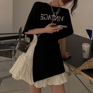Short-sleeve Lettering Slit T-shirt / Plain Mini A-line Skirt