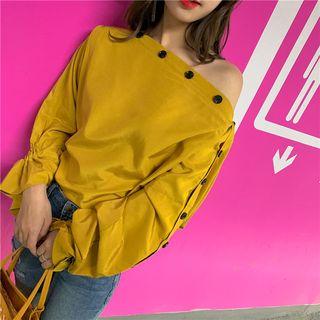 Long-sleeve Button-shoulder Top