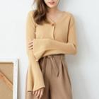 Bell Sleeve V-neck Cropped Buttoned Top