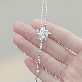 Pinwheel Necklace