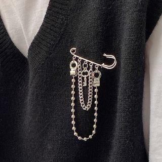 Chained Safety Brooch 0992a - Key - One Size