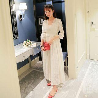 Lace 3/4 Sleeve Maxi Dress