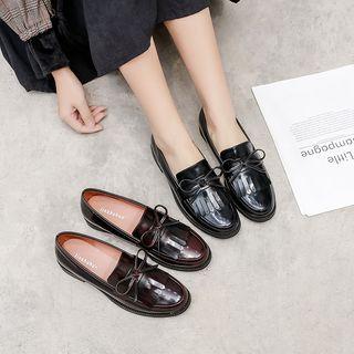 Ribbon Accent Tassel Loafers