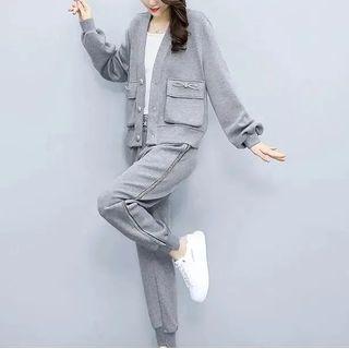 Set: Button-up Jacket + Sweatpants