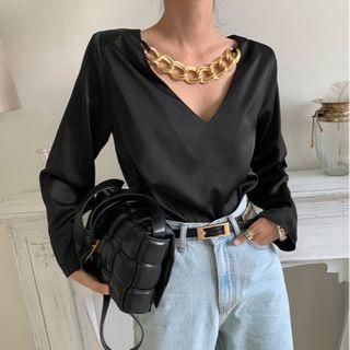 Long-sleeve Chain Blouse