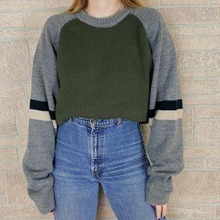 Two Tone Round Neck Long Sleeve Knit Top