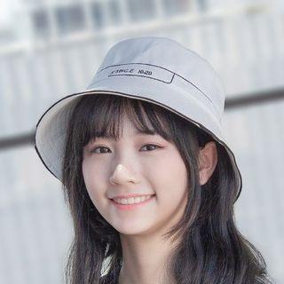 Contrast Trim Letter Bucket Hat