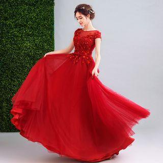 Cap-sleeve Embellished Applique Wedding Dress