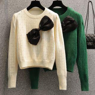 Bow Sweater / Midi A-line Skirt / Chained Belt / Set