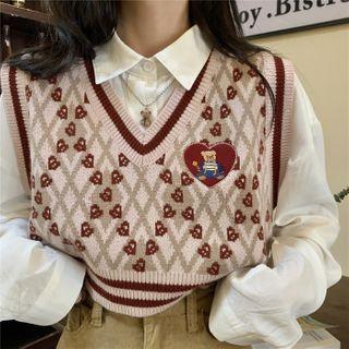 Plain Shirt / Bear Embroidered Cropped Sweater Vest