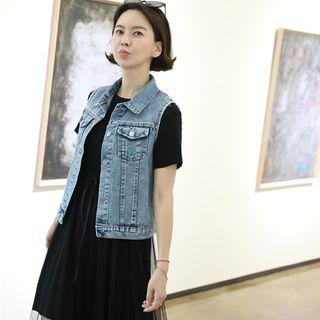 Pocket-detail Denim Vest Light Blue - One Size