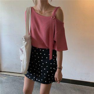 Cold-shoulder Plain Top
