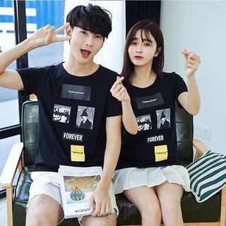 Couple Matching Print Short-sleeve T-shirt / Plain Shorts