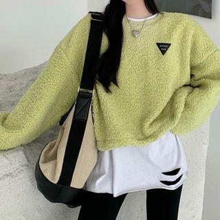 Cropped Fleece Sweatshirt / Long-sleeve Distressed T-shirt