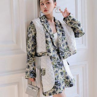 Floral Print Blazer / A-line Skirt
