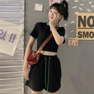 Two-tone Cutout-back Cropped T-shirt / Drawstring Wide Leg Shorts