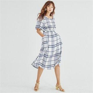 Square-neck Pocket-side Plaid Long Dress
