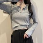 Long-sleeve Open-placket Cropped T-shirt