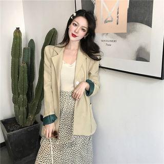 Single-breasted Blazer / Printed Midi Layered Skirt