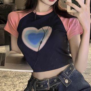 Short-sleeve Heart Raglan T-shirt