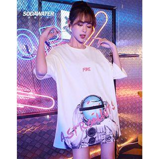 Oversized Astronaut-print T-shirt
