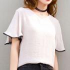 Set: V-neck Short-sleeve Top + Choker