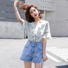 Set: Elbow-sleeve Floral Print Top + Denim Shorts