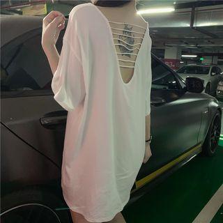 Open-back Long T-shirt