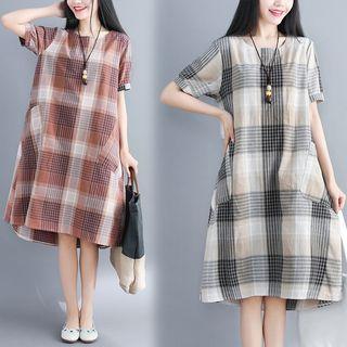 Plaid Short-sleeve Loose Fit Dress