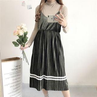 Set : Spaghetti Strap Dress + Long-sleeve T-shirt