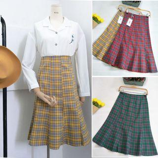 Plaid Ruffle A-line Midi Skirt