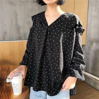 Dotted Print V-neck Ruffled Top