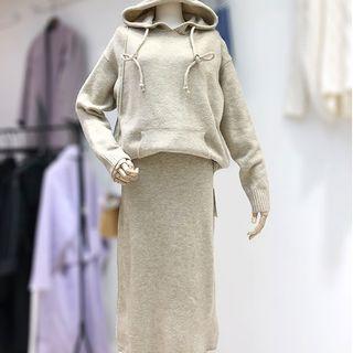 Set: Hooded Sweater + H-line Knit Skirt