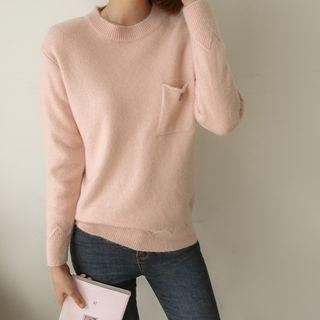 Pocket-front Zigzag-trim Knit Top