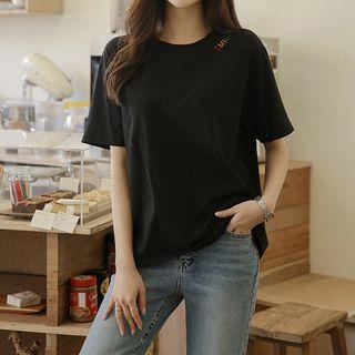 Smile Embroidered Loose-fit T-shirt